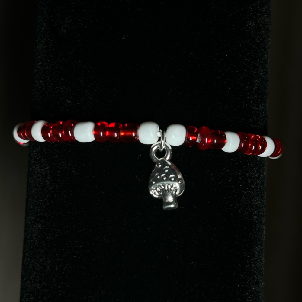 Red and White Beaded Bracelet with Silver Mushroom Charm Small-6in